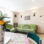 Apartment Hola! *